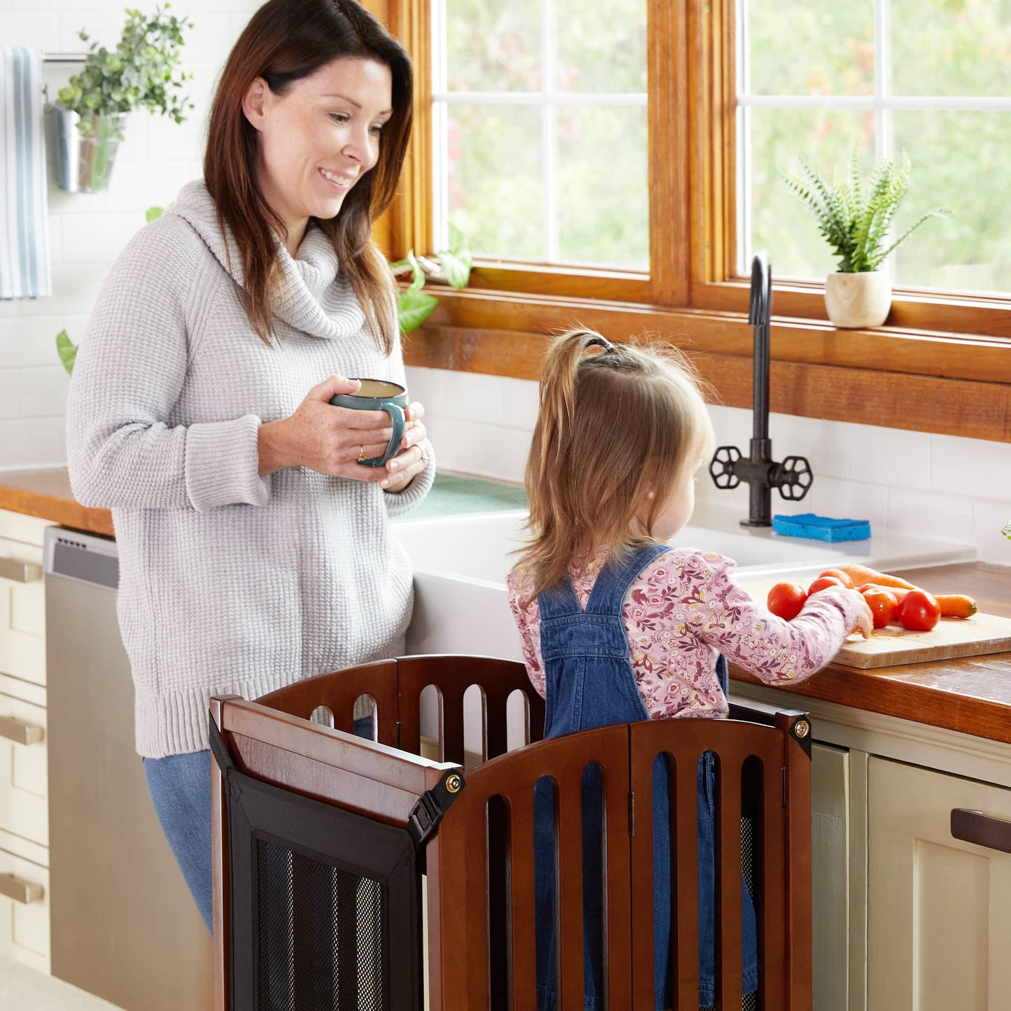 Contemporary Kitchen Helper® Toddler Tower