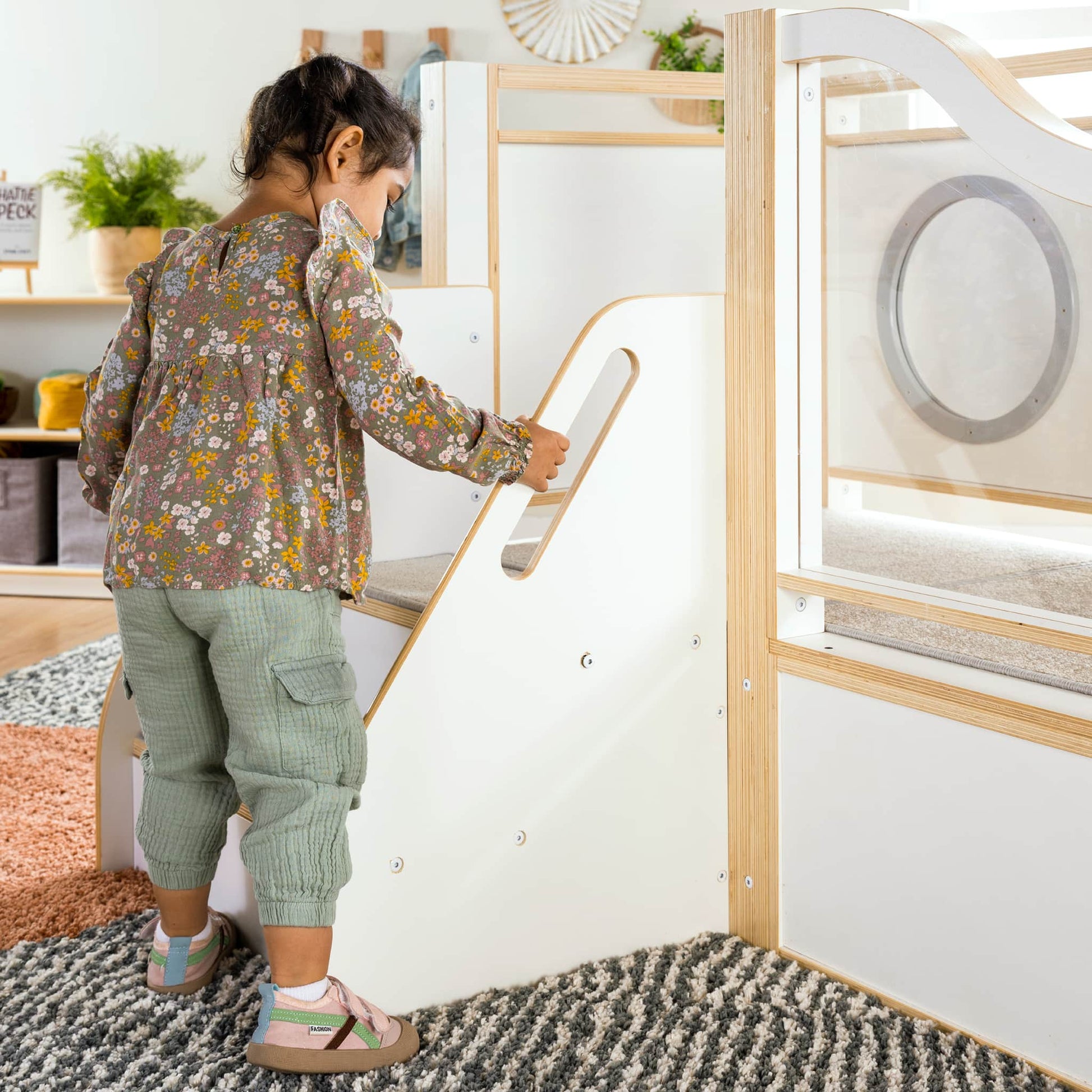 EdQ Toddler Up, Down and All Around Loft